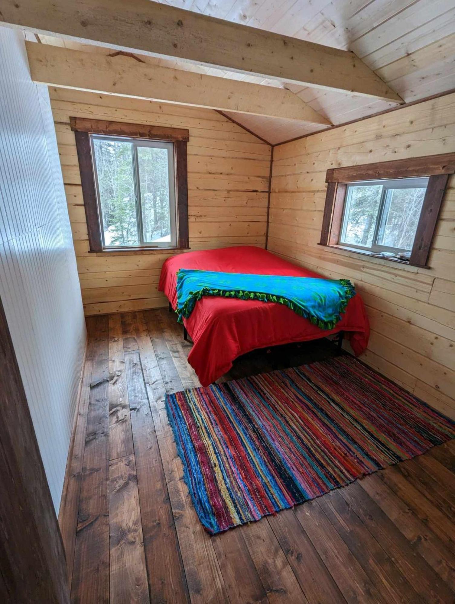 Blackburn Cabins - Mccarthy, Alaska エクステリア 写真