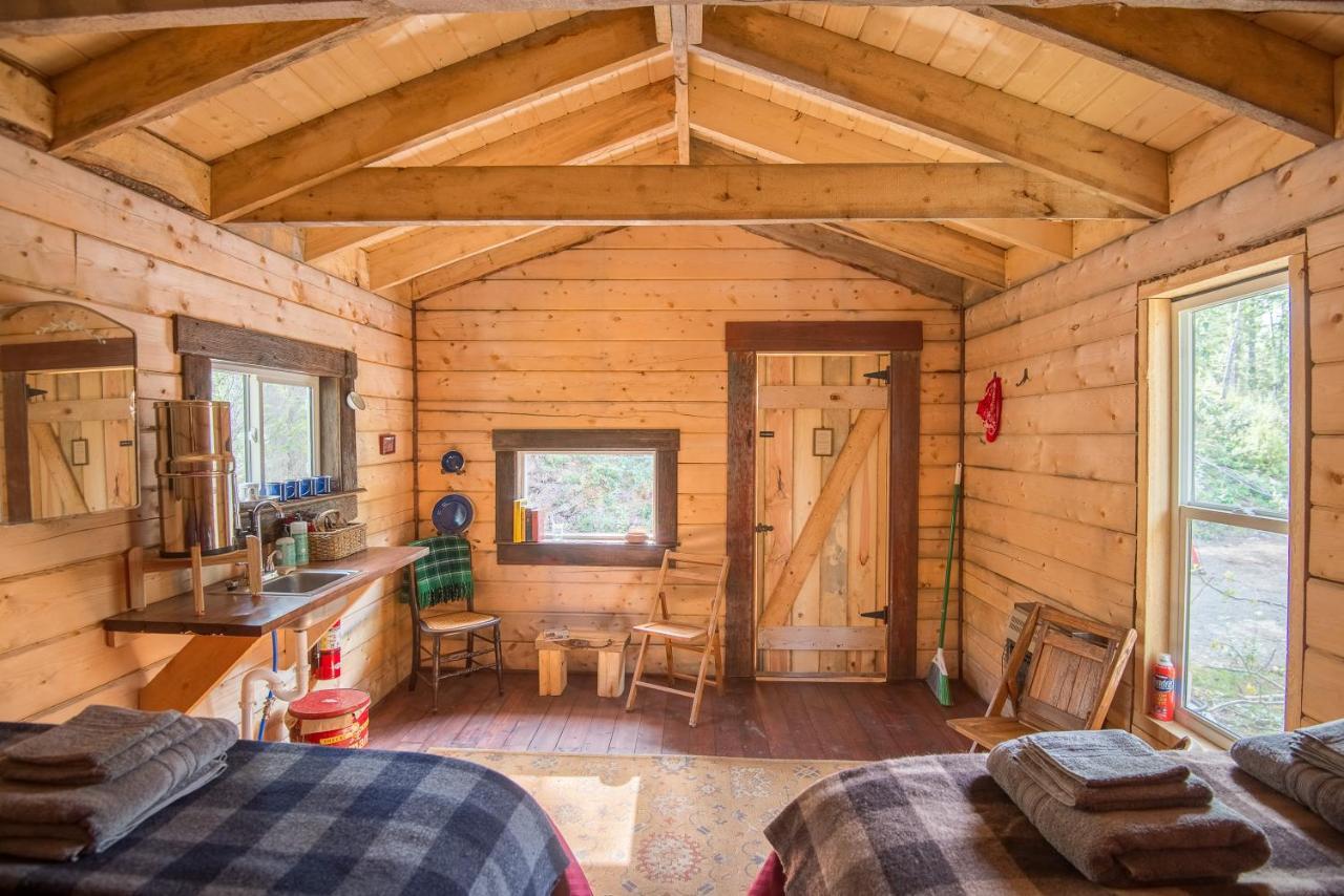 Blackburn Cabins - Mccarthy, Alaska エクステリア 写真