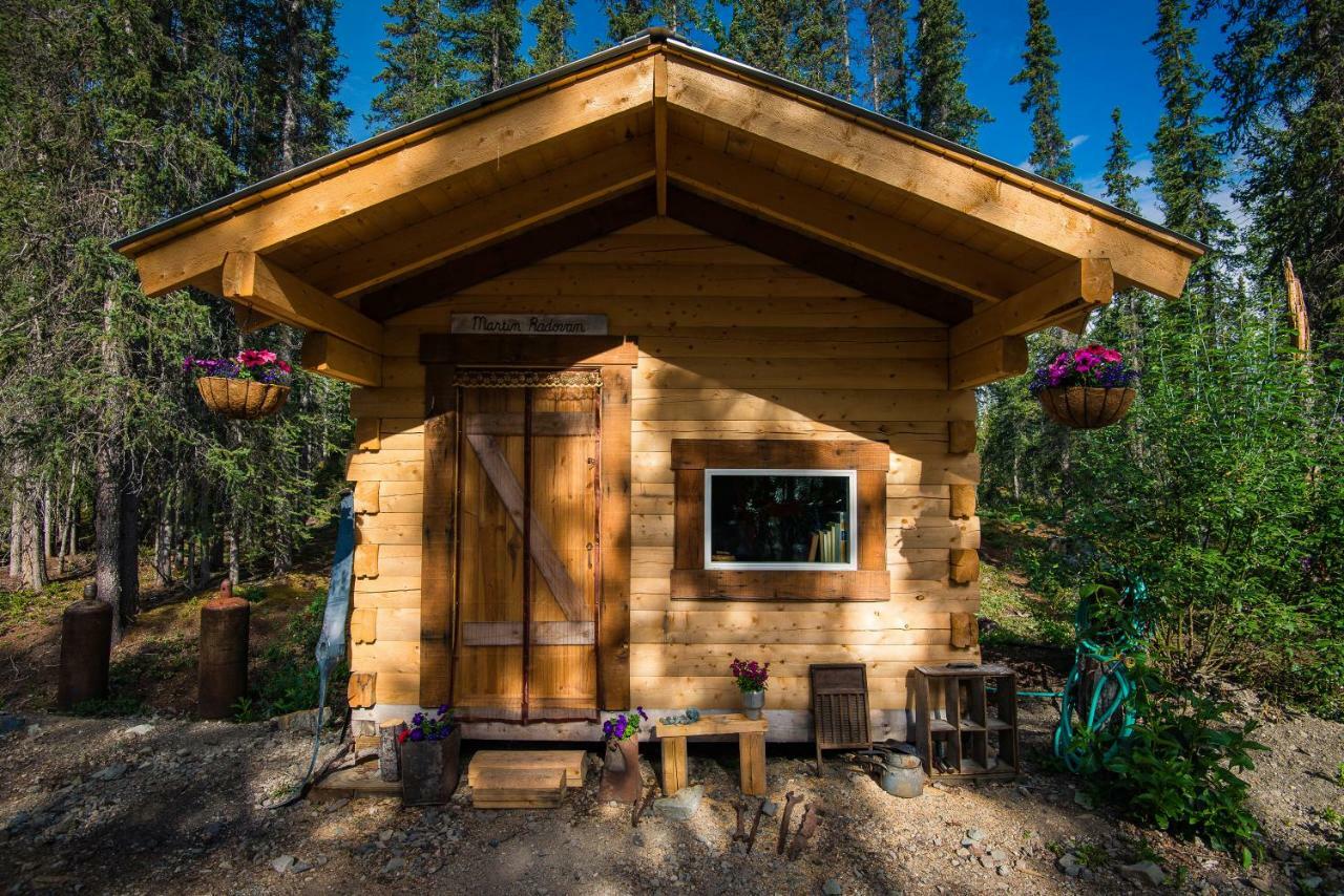 Blackburn Cabins - Mccarthy, Alaska エクステリア 写真