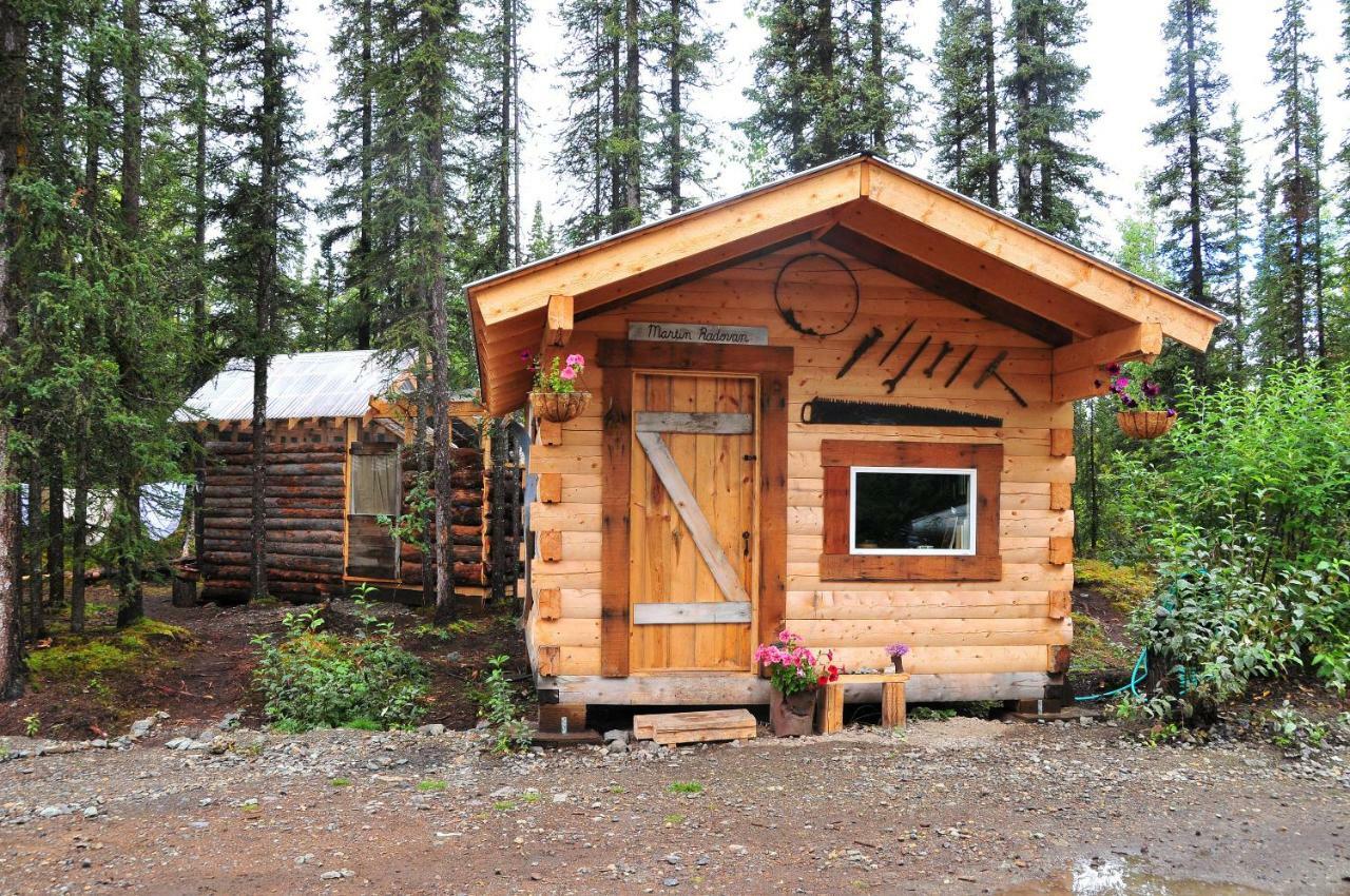 Blackburn Cabins - Mccarthy, Alaska エクステリア 写真